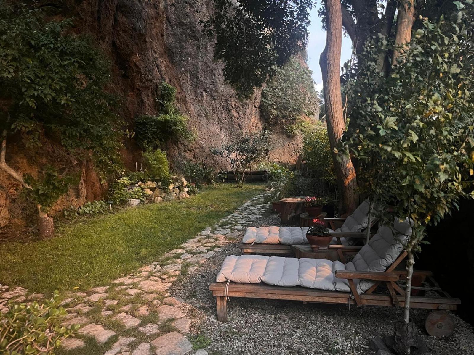 B&B Etruscan Garden Sutri Buitenkant foto