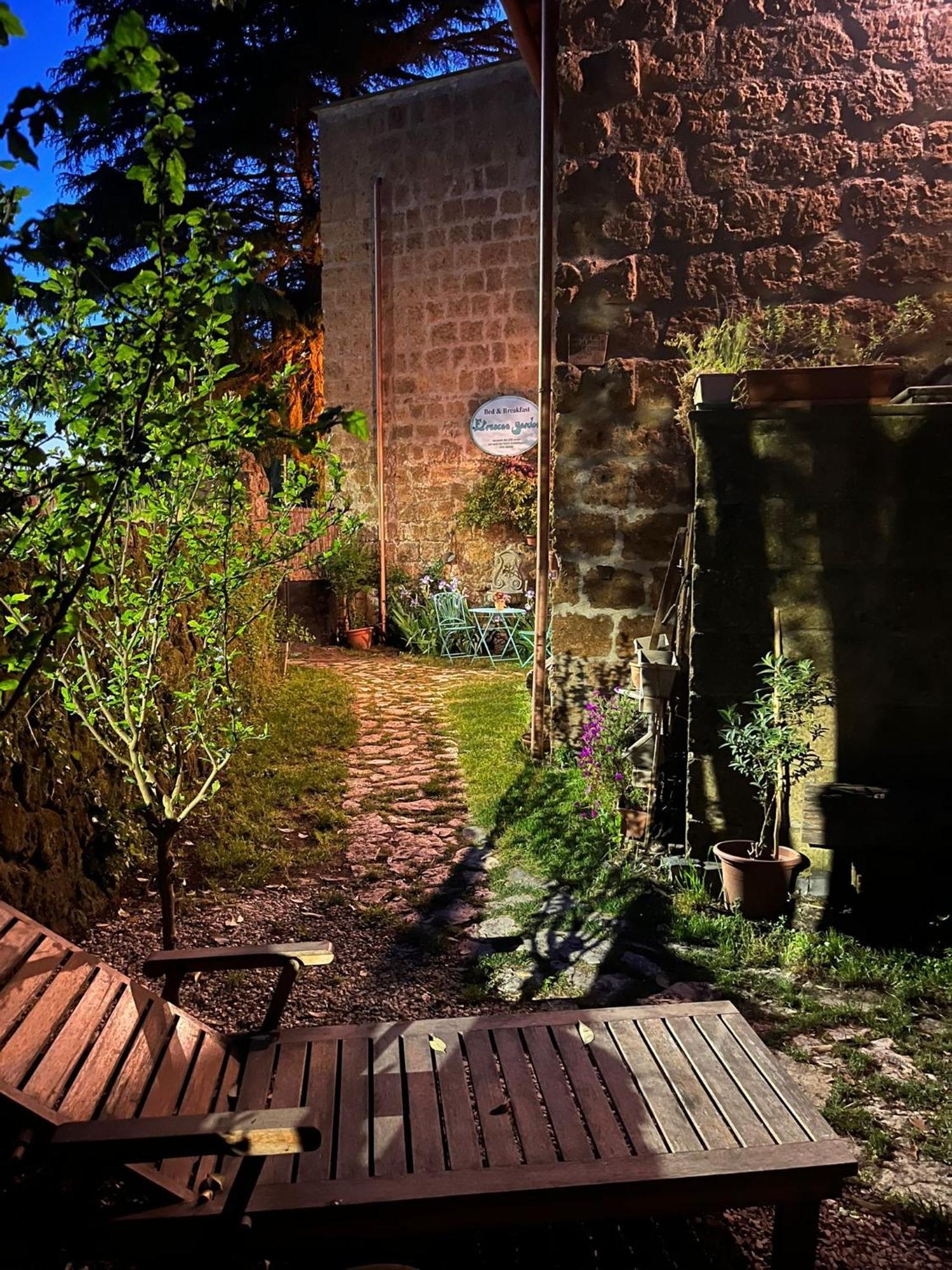 B&B Etruscan Garden Sutri Buitenkant foto